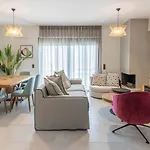 Adaman Villa *